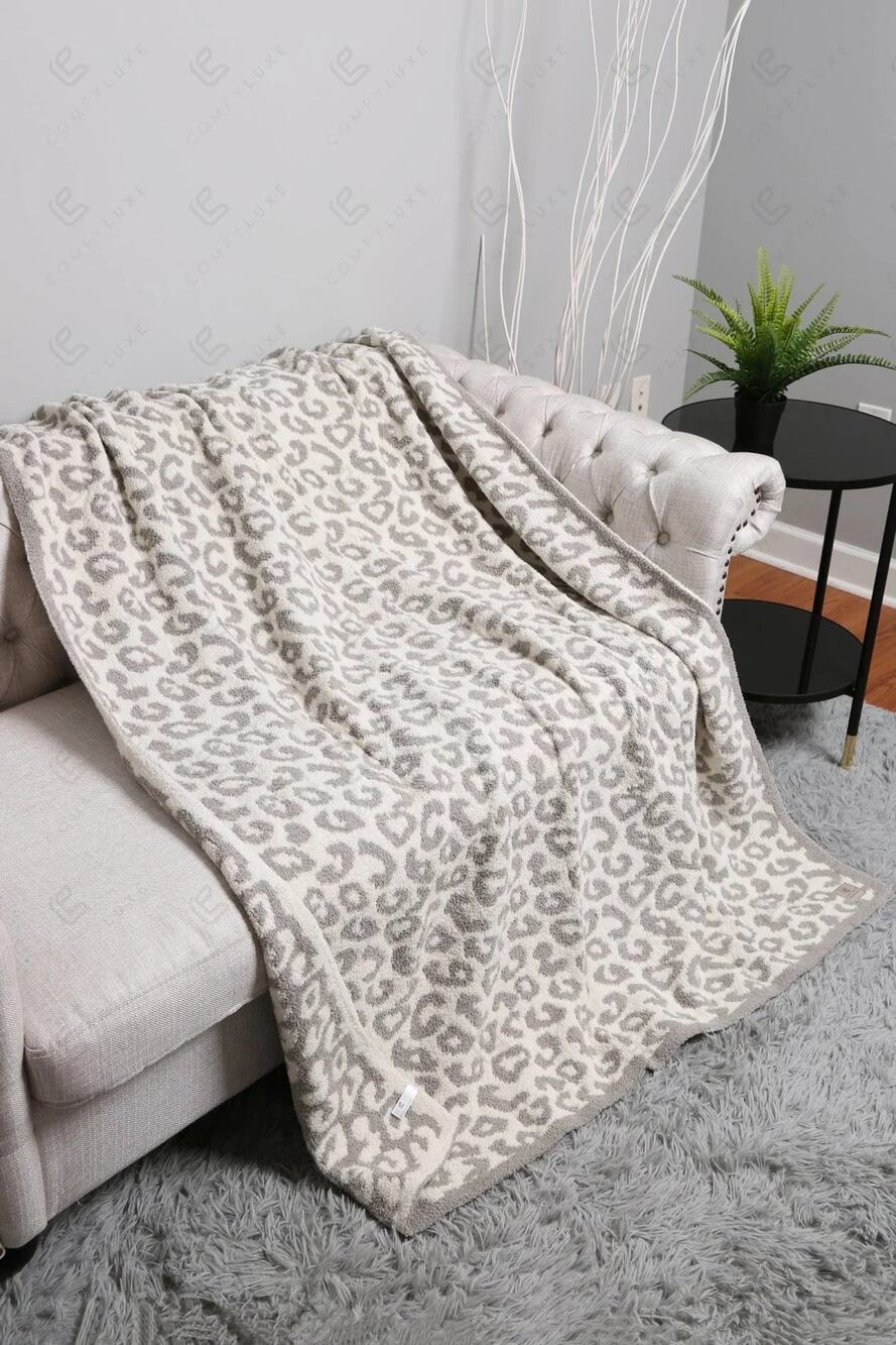 COMFYLUXE Leopard Pattern Luxury Soft Throw Blanket